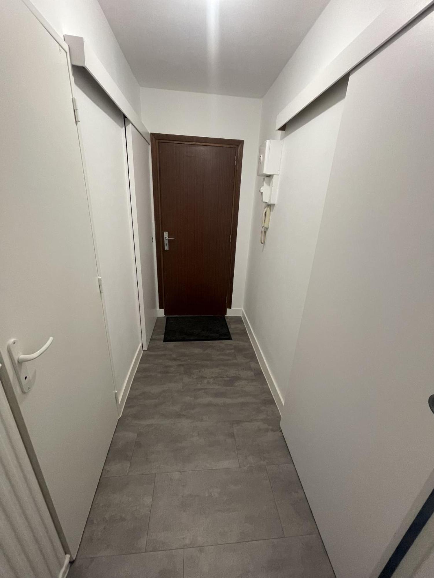 Logement Neuf A Proximite Du Centre Ville Avec Parking Limoges Exteriör bild